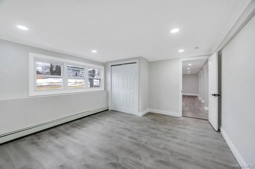191 Ridge Road Wheatley Heights NY 11798