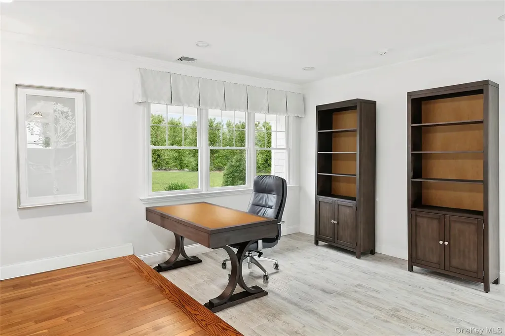 65 Shore Road Westhampton NY 11977