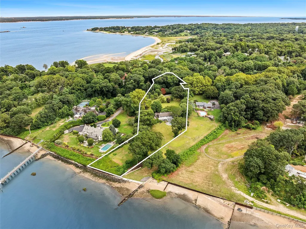 45 Cedar Lane Sands Point NY 11050