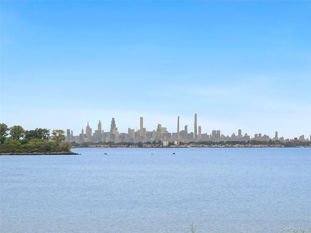 45 Cedar Lane Sands Point NY 11050