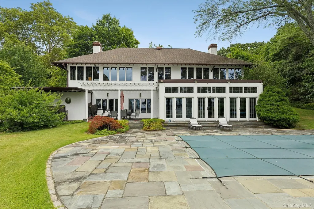 45 Cedar Lane Sands Point NY 11050