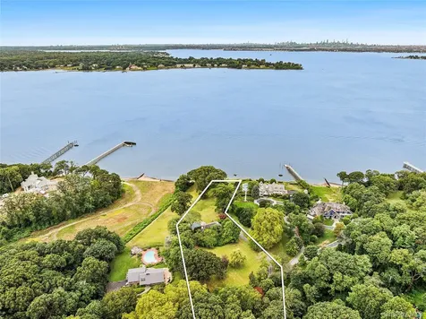 45 Cedar Lane Sands Point NY 11050