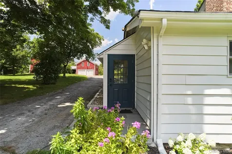 41 Seelbach Lane Staatsburg NY 12580