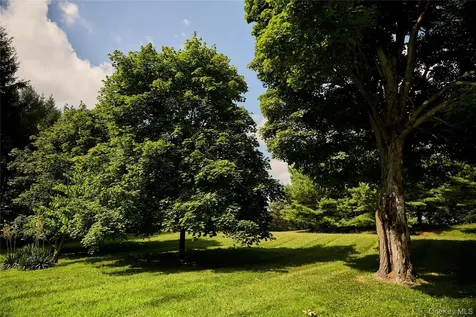 41 Seelbach Lane Staatsburg NY 12580