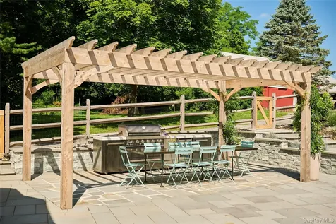 41 Seelbach Lane Staatsburg NY 12580