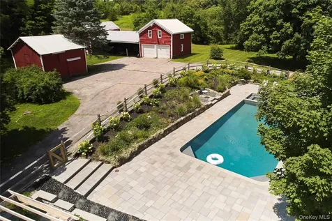 41 Seelbach Lane Staatsburg NY 12580