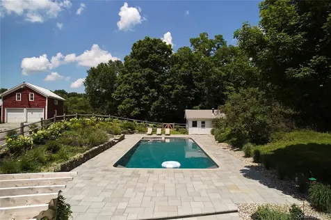41 Seelbach Lane Staatsburg NY 12580