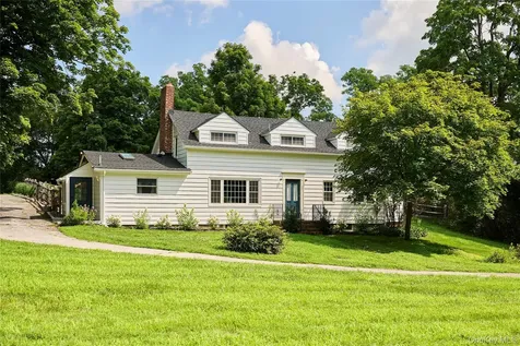 41 Seelbach Lane Staatsburg NY 12580