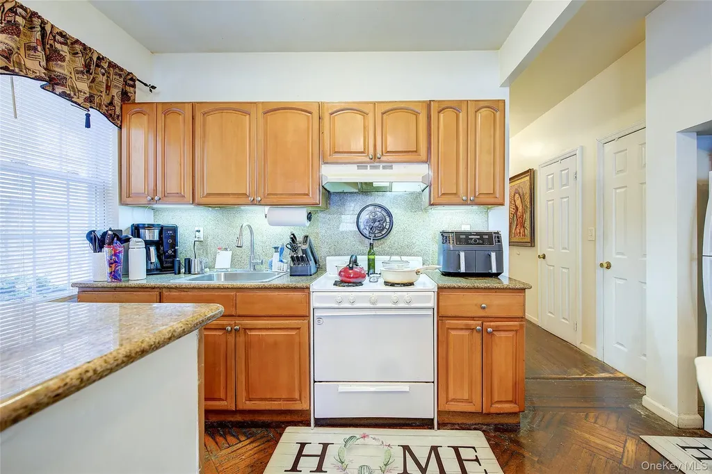 3528 93rd Street Jackson Heights NY 11372