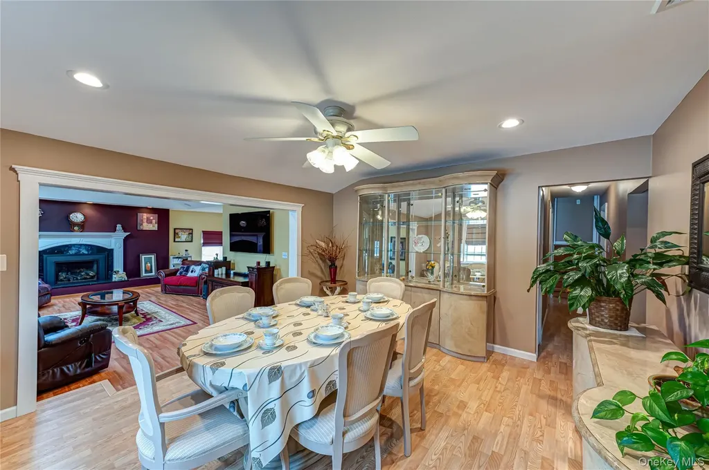 11 Meehan Lane Coram NY 11727