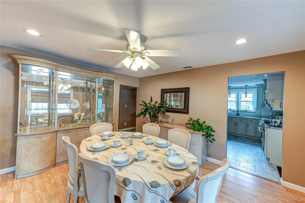 11 Meehan Lane Coram NY 11727