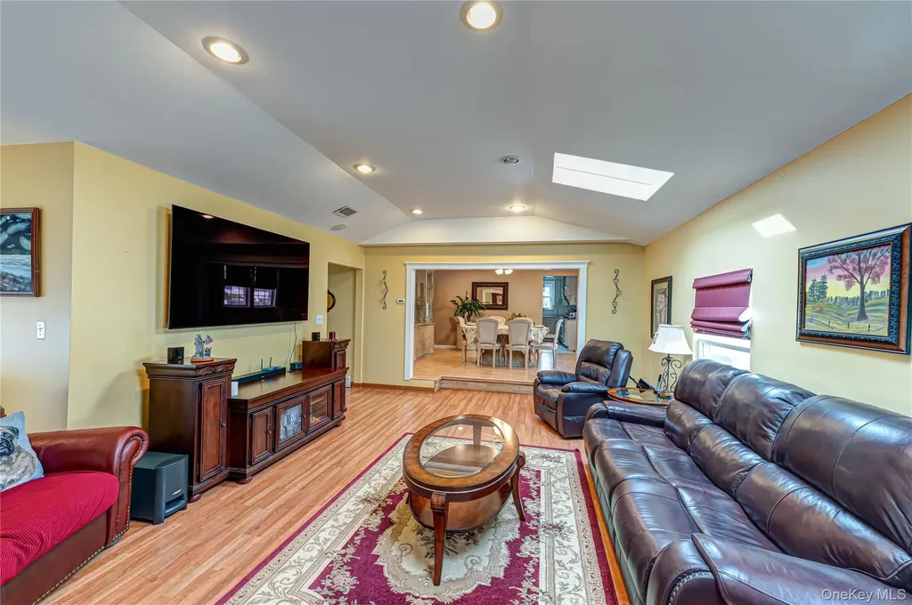 11 Meehan Lane Coram NY 11727