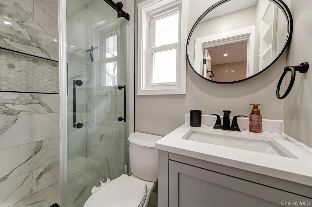 11 Meehan Lane Coram NY 11727