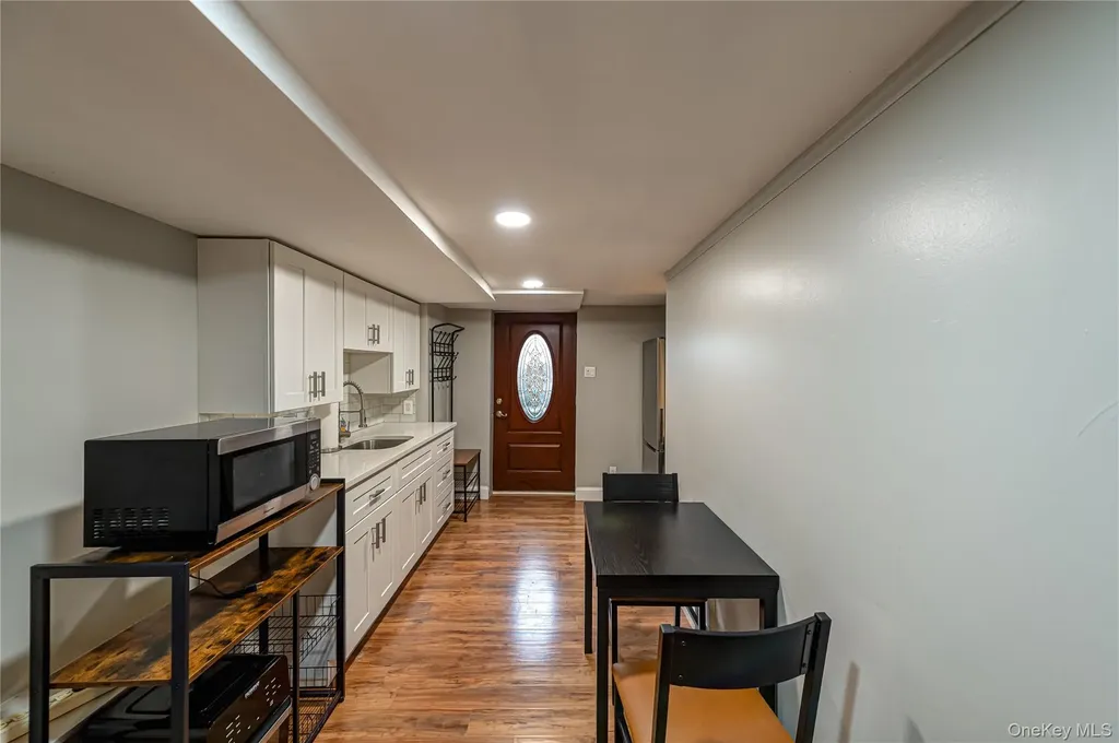 11 Meehan Lane Coram NY 11727