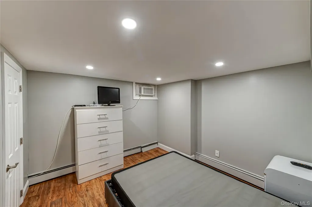 11 Meehan Lane Coram NY 11727