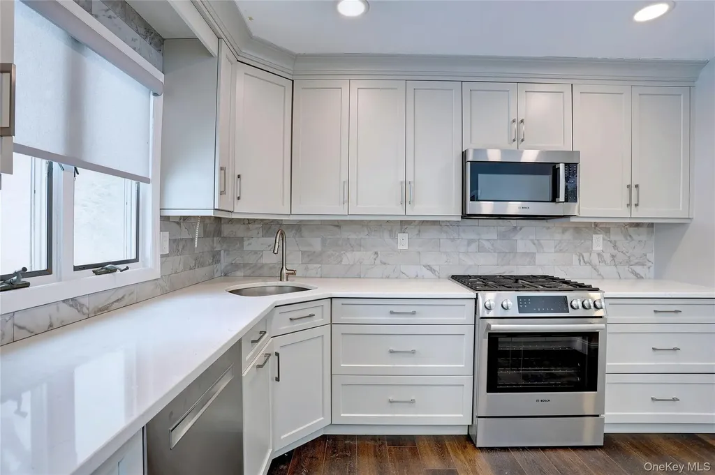 9 Mary Beth Drive Airmont NY 10901