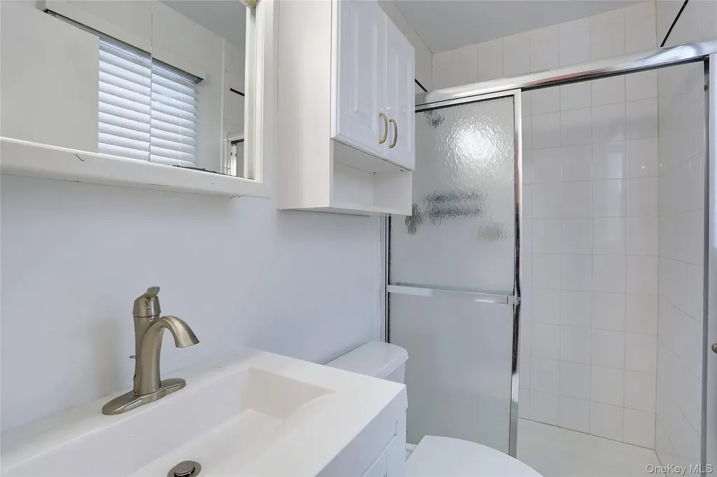 9 Mary Beth Drive Airmont NY 10901