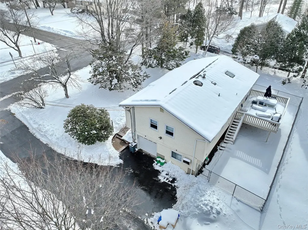 9 Mary Beth Drive Airmont NY 10901