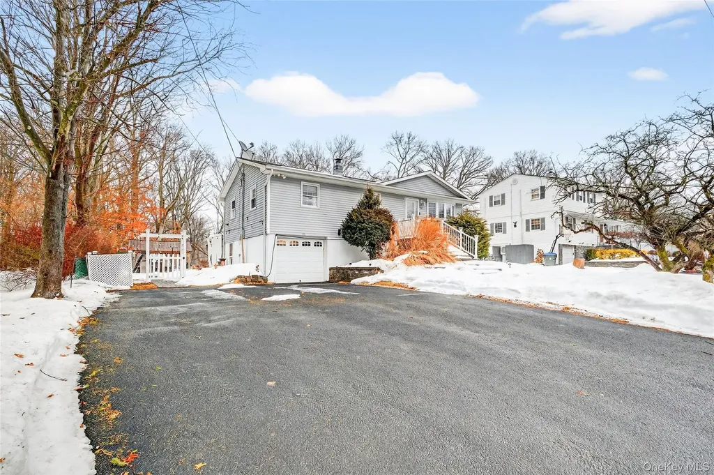 35 Maple Lane Monroe NY 10950