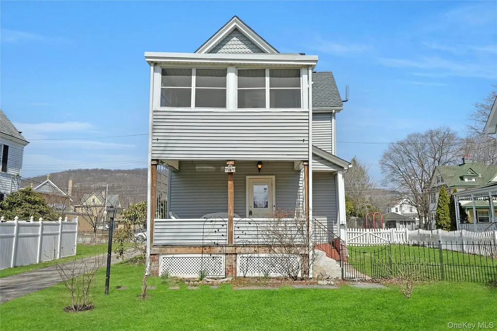 9 Clinton Place Suffern NY 10901
