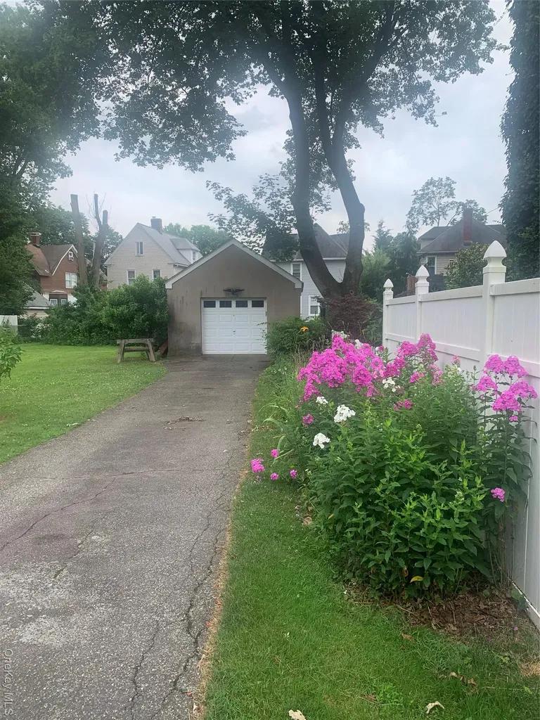 9 Clinton Place Suffern NY 10901