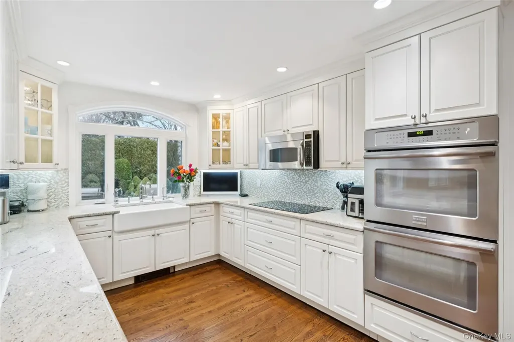 982 Clark Place Woodmere NY 11598