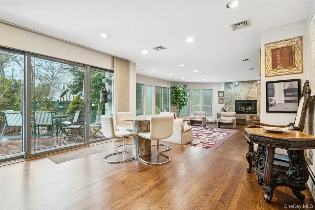 982 Clark Place Woodmere NY 11598