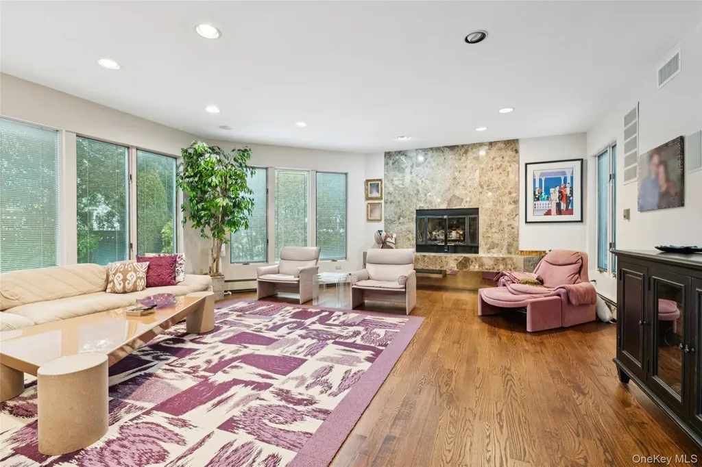 982 Clark Place Woodmere NY 11598