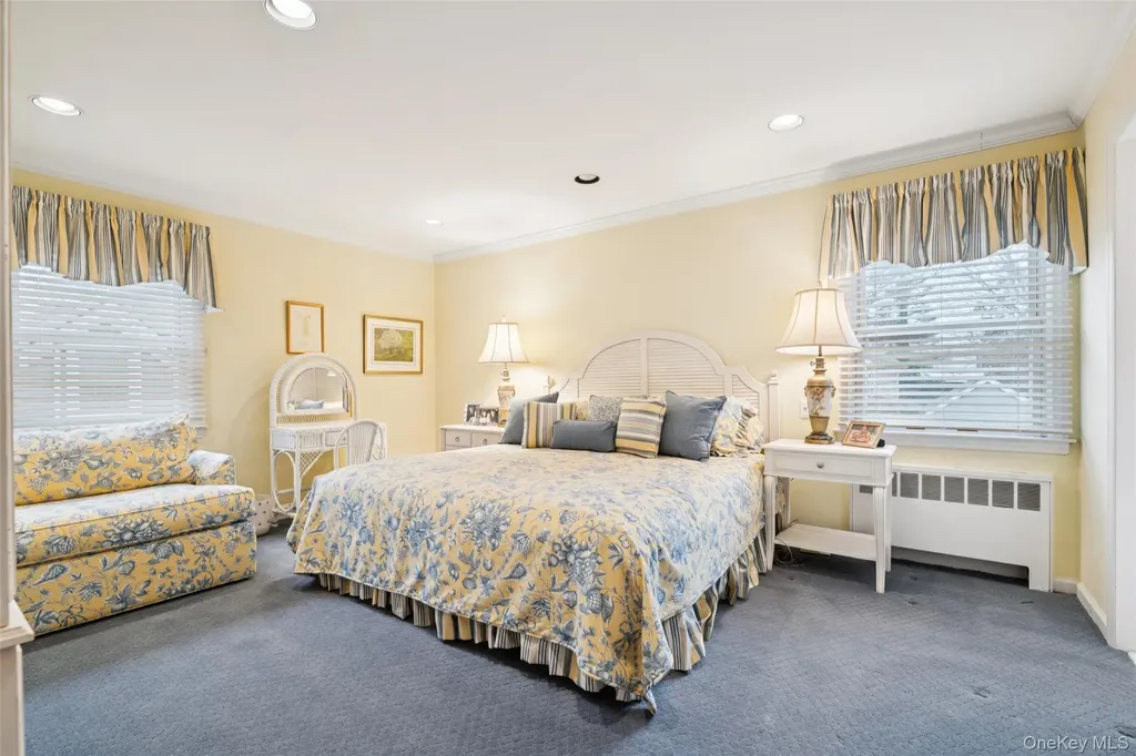 982 Clark Place Woodmere NY 11598