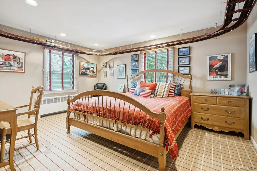 982 Clark Place Woodmere NY 11598