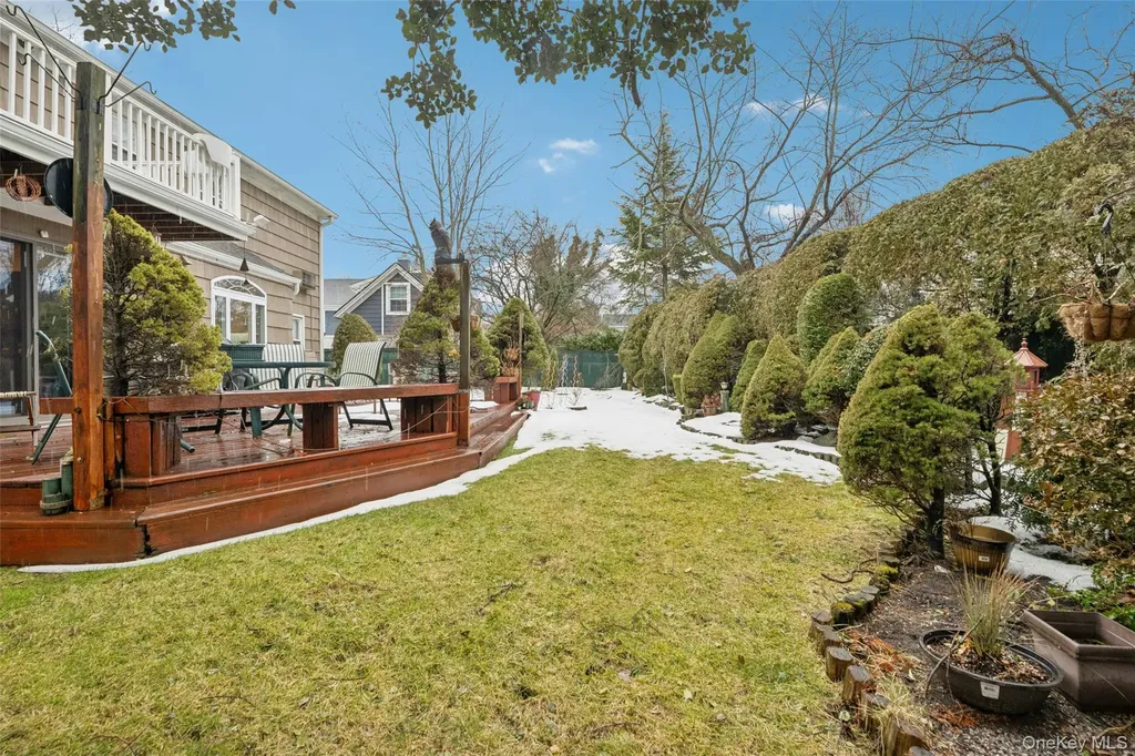 982 Clark Place Woodmere NY 11598