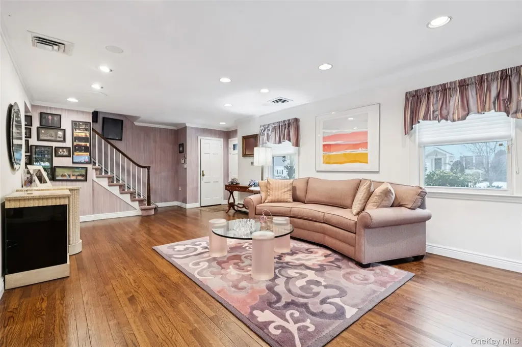 982 Clark Place Woodmere NY 11598