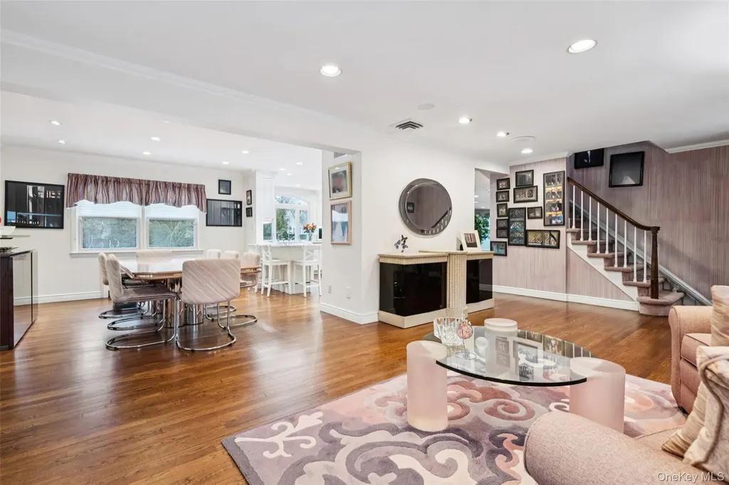 982 Clark Place Woodmere NY 11598