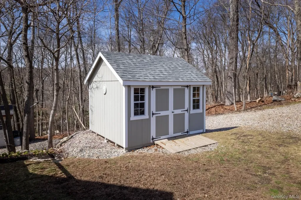 179 Austin Road Mahopac NY 10541
