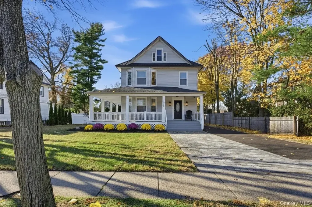 161 Wallace Street Freeport NY 11520