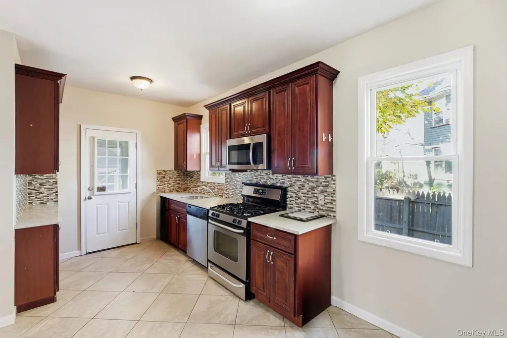 161 Wallace Street Freeport NY 11520
