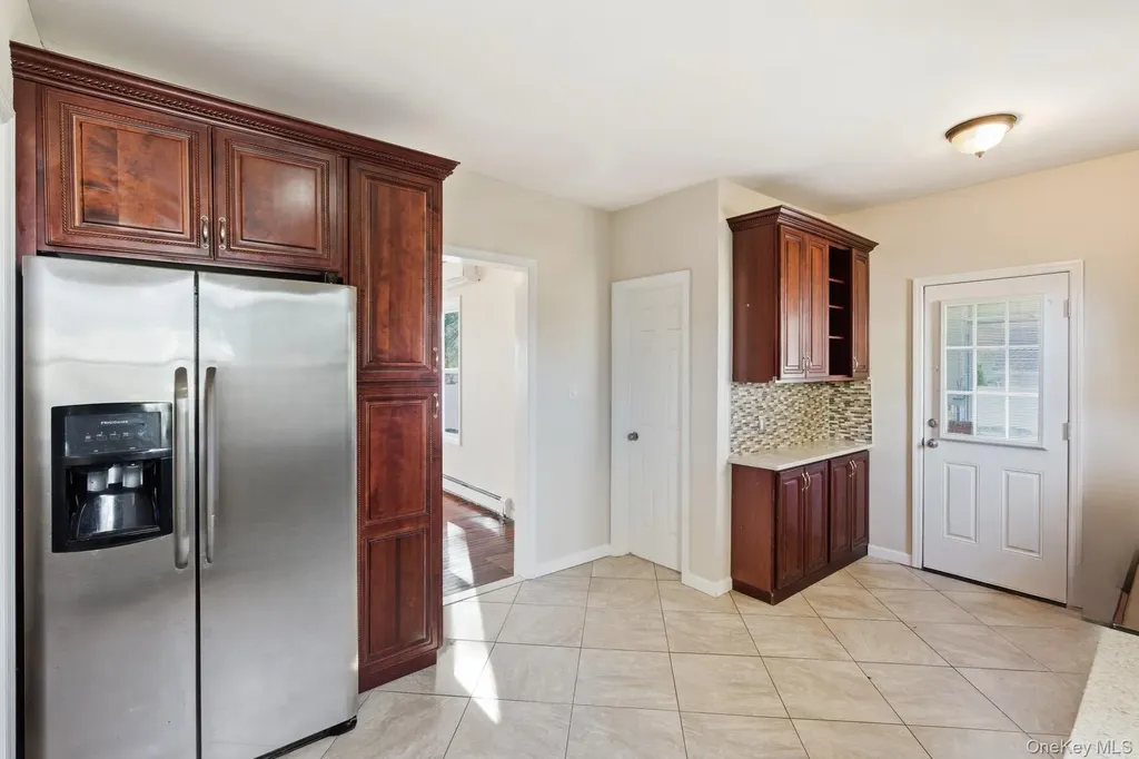 161 Wallace Street Freeport NY 11520