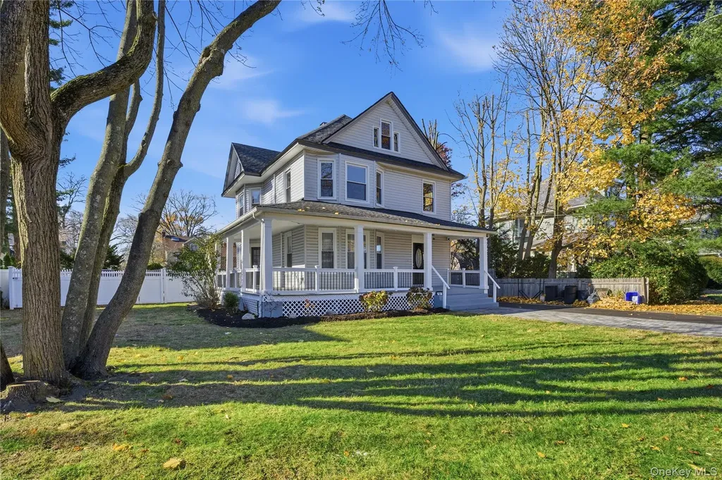 161 Wallace Street Freeport NY 11520