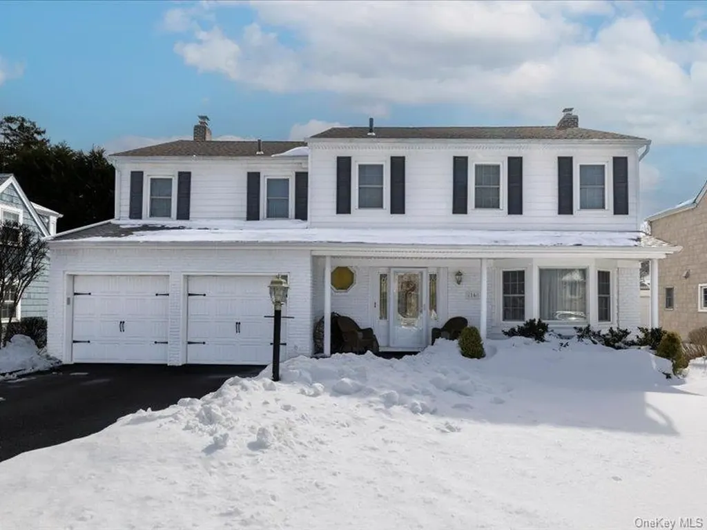 16 Wright Road Rockville Centre NY 11570