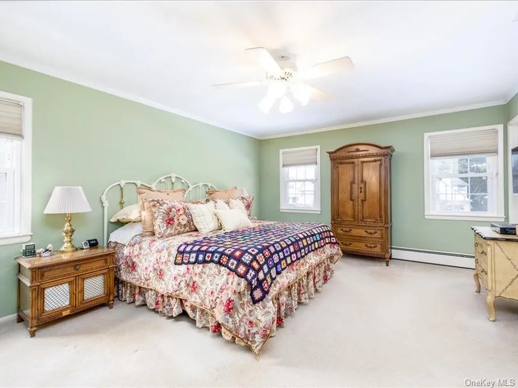 16 Wright Road Rockville Centre NY 11570