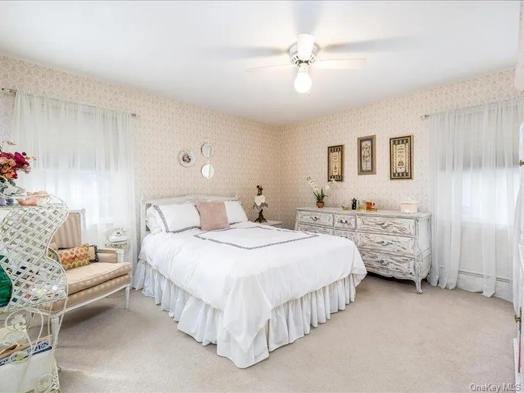 16 Wright Road Rockville Centre NY 11570