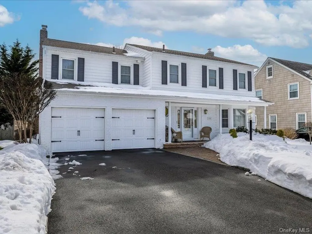 16 Wright Road Rockville Centre NY 11570