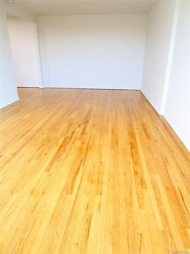595 Mclean Avenue Yonkers NY 10705