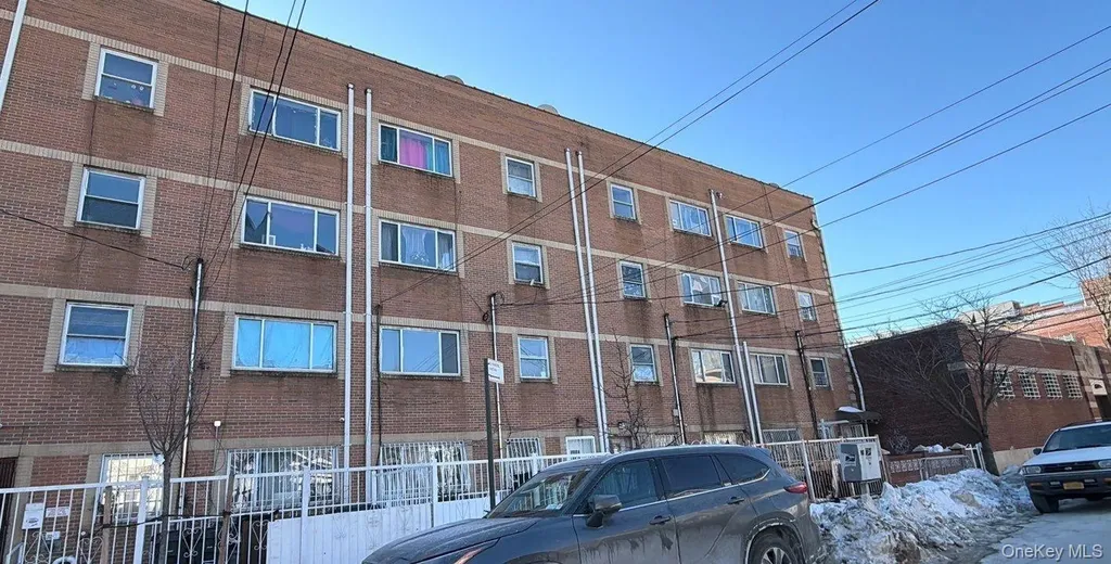 168-66 93rd Avenue Jamaica NY 11433