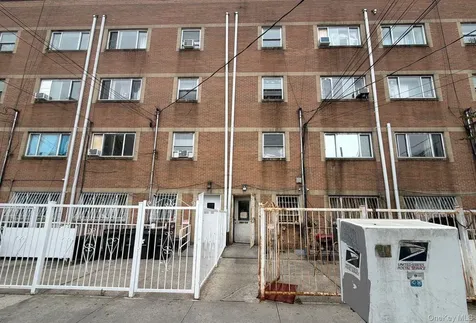 168-66 93rd Avenue Jamaica NY 11433