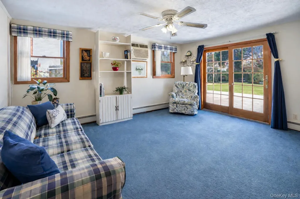69 Riviera Drive Selden NY 11784