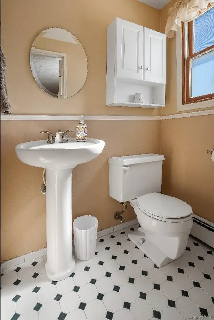 69 Riviera Drive Selden NY 11784