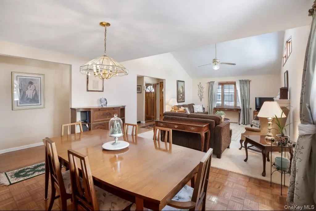 69 Riviera Drive Selden NY 11784