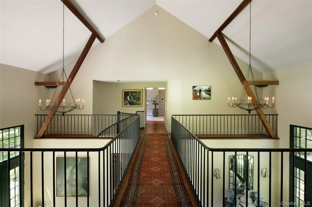 6-8 Old Killearn Road Millbrook NY 12545
