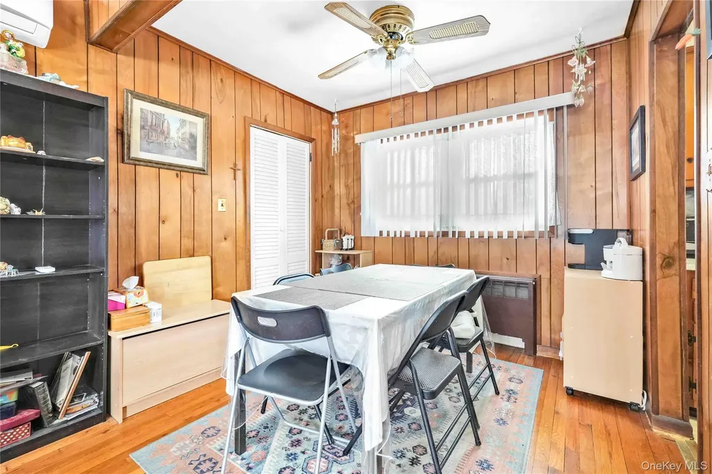 1097 Carll Drive Bay Shore NY 11706